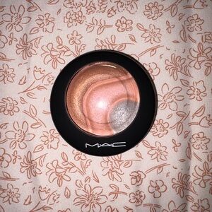 MAC Cosmetics Mineralized Skin Finish ‘Otherearthly’
